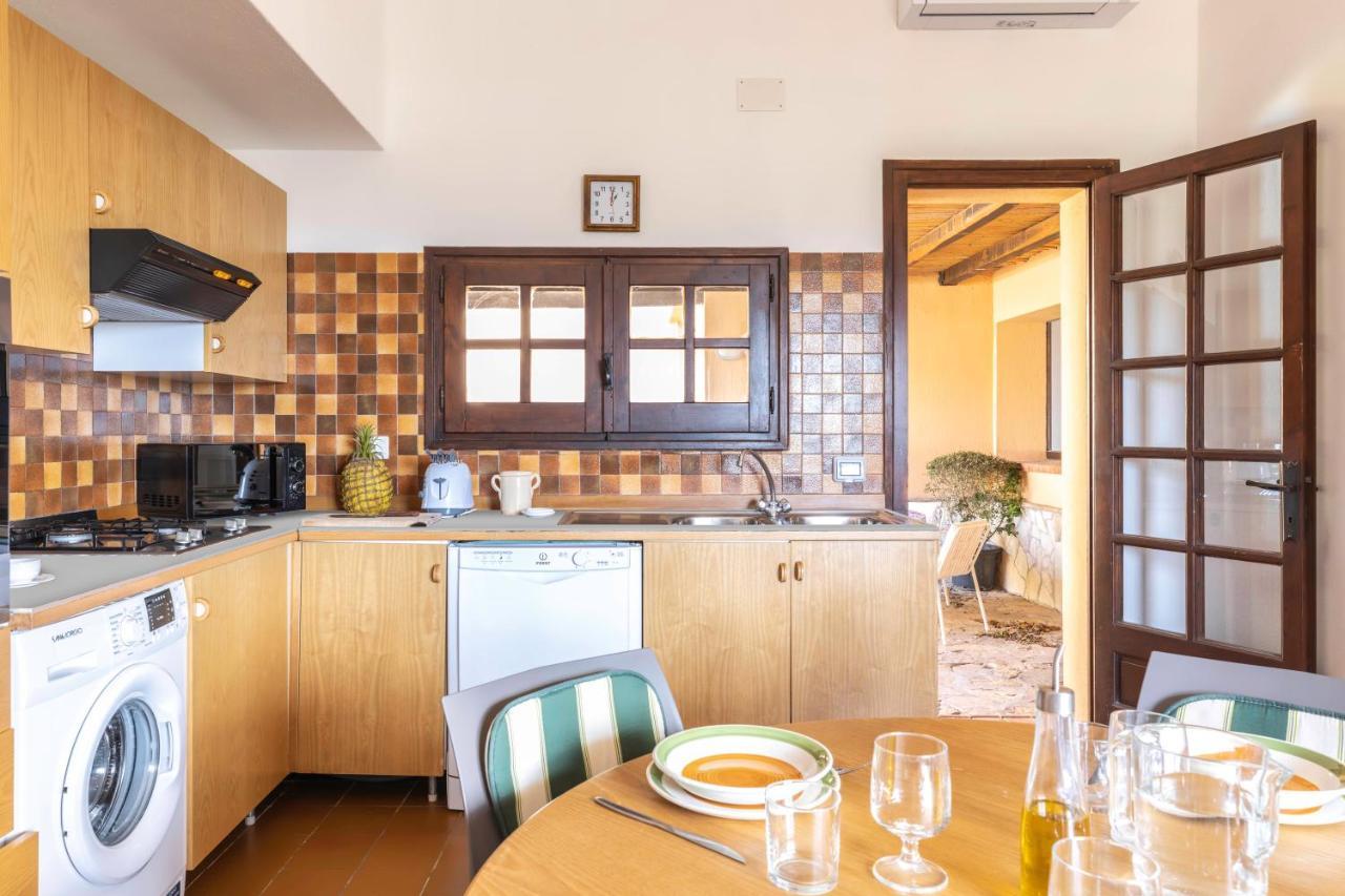Villa Corallo - Free Wifi - 1Km From The Beach فيلاّسيمِيوس المظهر الخارجي الصورة